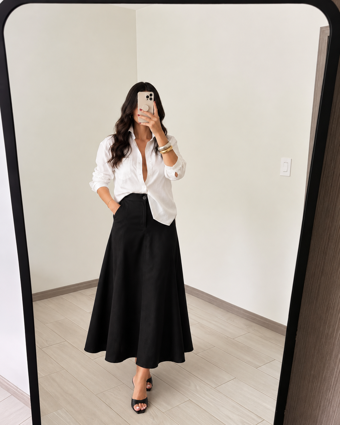 Elegant Neutral Mirror Selfie Outfit Hamptons Blouse + Isla Skirt - Imagen 1